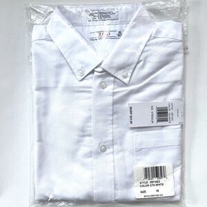 IZOD White Oxford Button Down Shirt Boy's 18 Regular